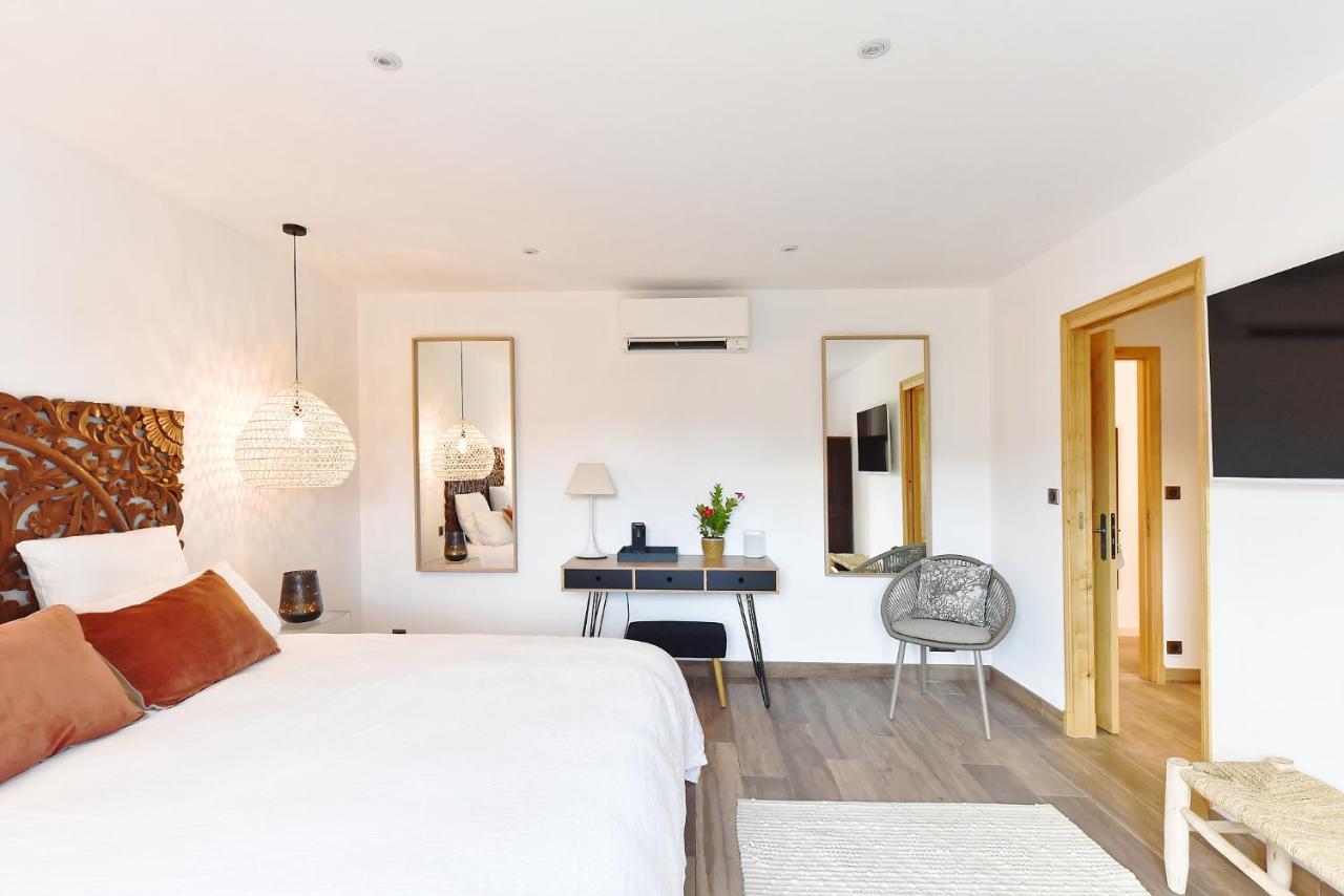 Le Mas Des Fees Otel Eygalières Dış mekan fotoğraf